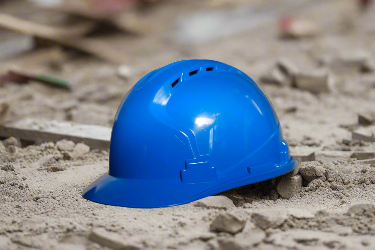 Hard Hats with 4-Point Suspension, Vents, and Cotton Brow Pad – Durable ABS Construction